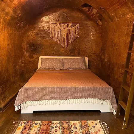 Galata Historical Cistern And Charming Apartme4Th *